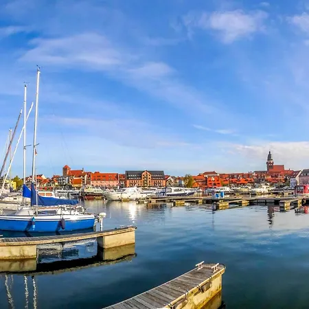 아파트 Kietz-domizil Mit Balkon & Mueritzblick Im Historischen Speicher *